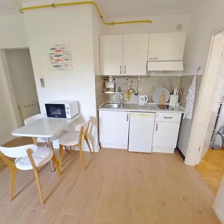 Apartman Lungomare Póla